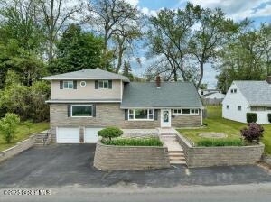 882 Obrien Avenue Schenectady, NY 12303