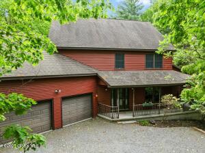 70 Chadwycke Court Valatie, NY 12184