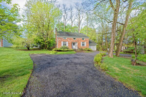 1832 Union Street Niskayuna, NY 12309
