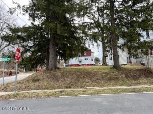 L1 Lenox Road Schenectady, NY 12308