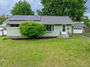 5 Buttercup Drive Albany, NY 12211