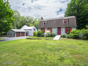 221 Fordham Road Kinderhook, NY 12184