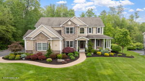 41 Tipperary Way Ballston Lake, NY 12019