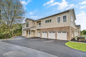 601 Vly Pointe Drive Niskayuna, NY 12309