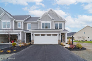 16 Priddle Lane Latham, NY 12110