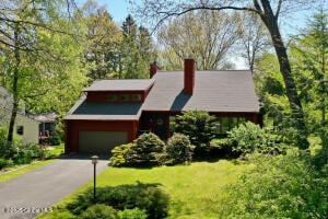 11 Orchard Park Drive Clifton Park, NY 12065