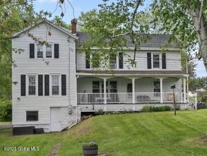 202 Steadwell Road Amsterdam, NY 12010