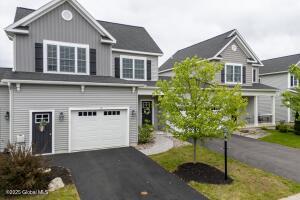 19 Pasture Place Ballston Lake, NY 12019