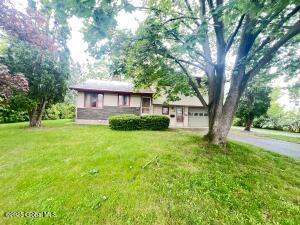 1345 Evergreen Avenue Schenectady, NY 12306