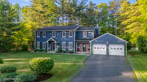 6 Iroquois Drive Queensbury, NY 12804