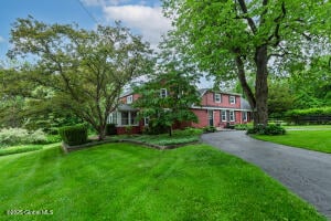 31 Spring Road Glenville, NY 12302