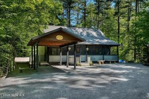 209 Chester Shores Ridge Chestertown, NY 12817
