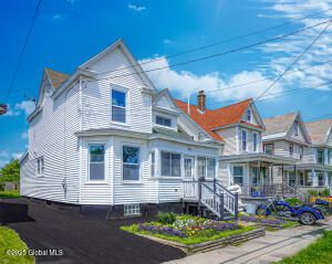 1813 Avenue A Schenectady, NY 12308