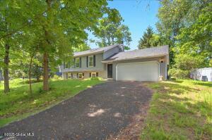 72 Algonquin Road Clifton Park, NY 12065