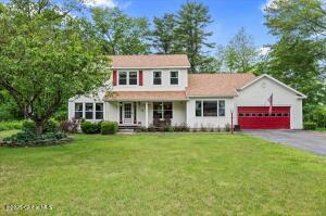 15 Iris Avenue South Glens Falls, NY 12803