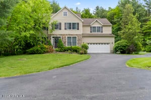 638 Grooms Road Clifton Park, NY 12065