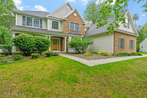 6004 Queen Mary Court Schenectady, NY 12303