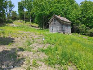 67 Hutton Square Road Putnam Station, NY 12861