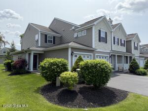 35 Governor Circle Albany, NY 12208