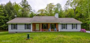 15 Stewart Dam Road Corinth, NY 12822