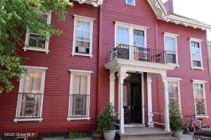 49 Washington Avenue Schenectady, NY 12305