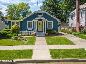 39 Pinewood Avenue Saratoga Springs, NY 12866