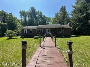 261 Chipmunk Lane Moriah, NY 12960