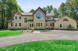 14 Stone Pine Lane Queensbury, NY 12804