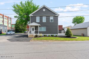 433 9th Street Watervliet, NY 12189