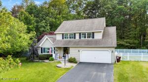 32 Kara Lane Clifton Park, NY 12065