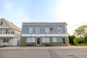 1374 10th Avenue Schenectady, NY 12303