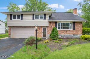 372 Masullo Parkway Schenectady, NY 12306