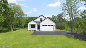 706 Swaggertown Road Scotia, NY 12302