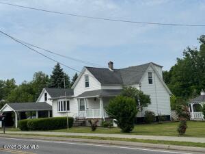 11 Brookside Avenue Wynantskill, NY 12198
