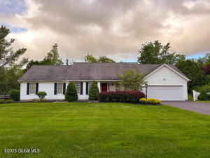 21 Briar Ridge Niskayuna, NY 12309