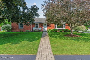 1621 12th Avenue Watervliet, NY 12189