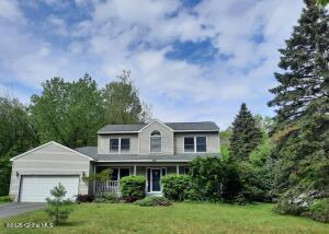 17 Weston Drive Clifton Park, NY 12065