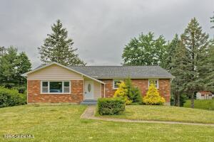 35 Zelenke Drive Wynantskill, NY 12198