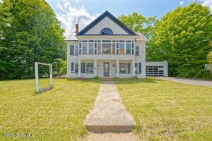 3885 Main Street Warrensburg, NY 12885
