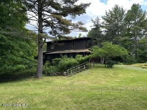 1037 Ledge Hill Road Westport, NY 12993