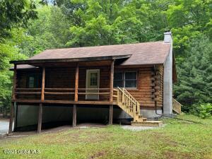 356 River Road Schroon Lake, NY 12870