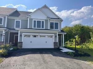 41 Hillard Ln Lane Latham, NY 12110