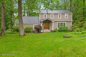 19 Canterbury Road Clifton Park, NY 12065