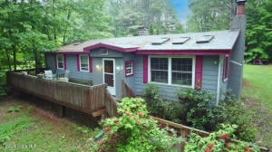 68 Elks Glade Road Chestertown, NY 12817