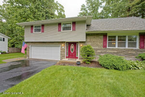 4 Wheeler Drive Clifton Park, NY 12065