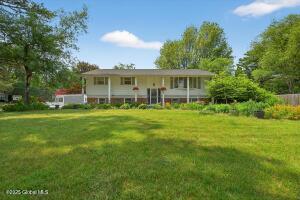 6 Southcrest Drive Clifton Park, NY 12065
