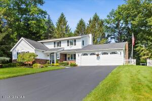 17 Cypress Pt. Clifton Park, NY 12065