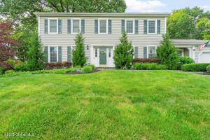 17 Greyledge Drive Albany, NY 12211