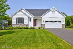 39 Berkeley Way Saratoga Springs, NY 12866