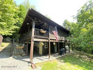 93 Forrest Trail Sand Lake, NY 12153